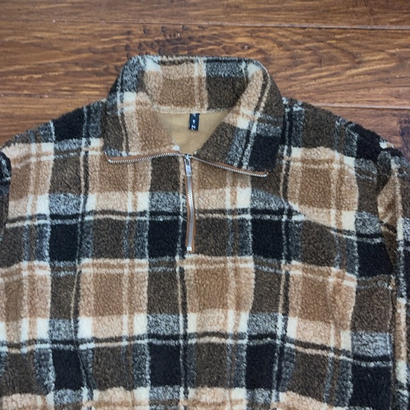 Fall Cropped Cinched Half-Zip Teddy Jacket - Picture 3 of 5